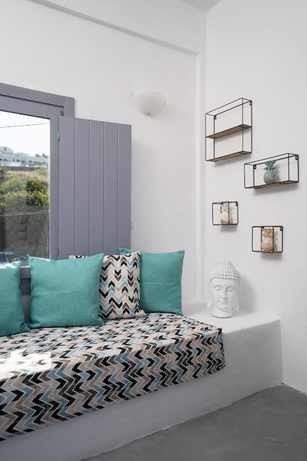 Blue White Suites Firostefani Ngoại thất bức ảnh