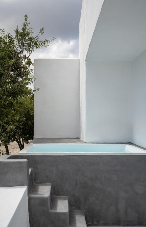 Blue White Suites Firostefani Ngoại thất bức ảnh