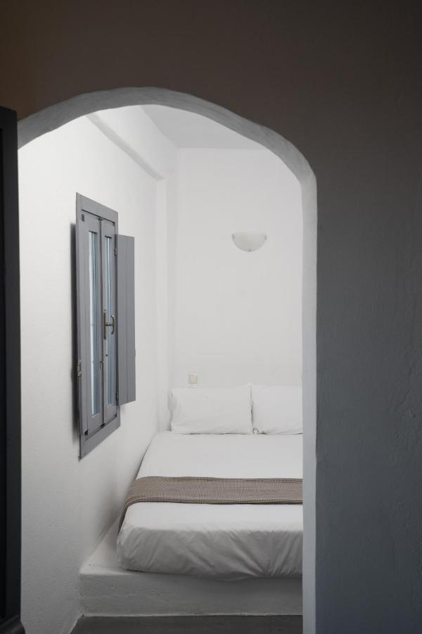Blue White Suites Firostefani Ngoại thất bức ảnh