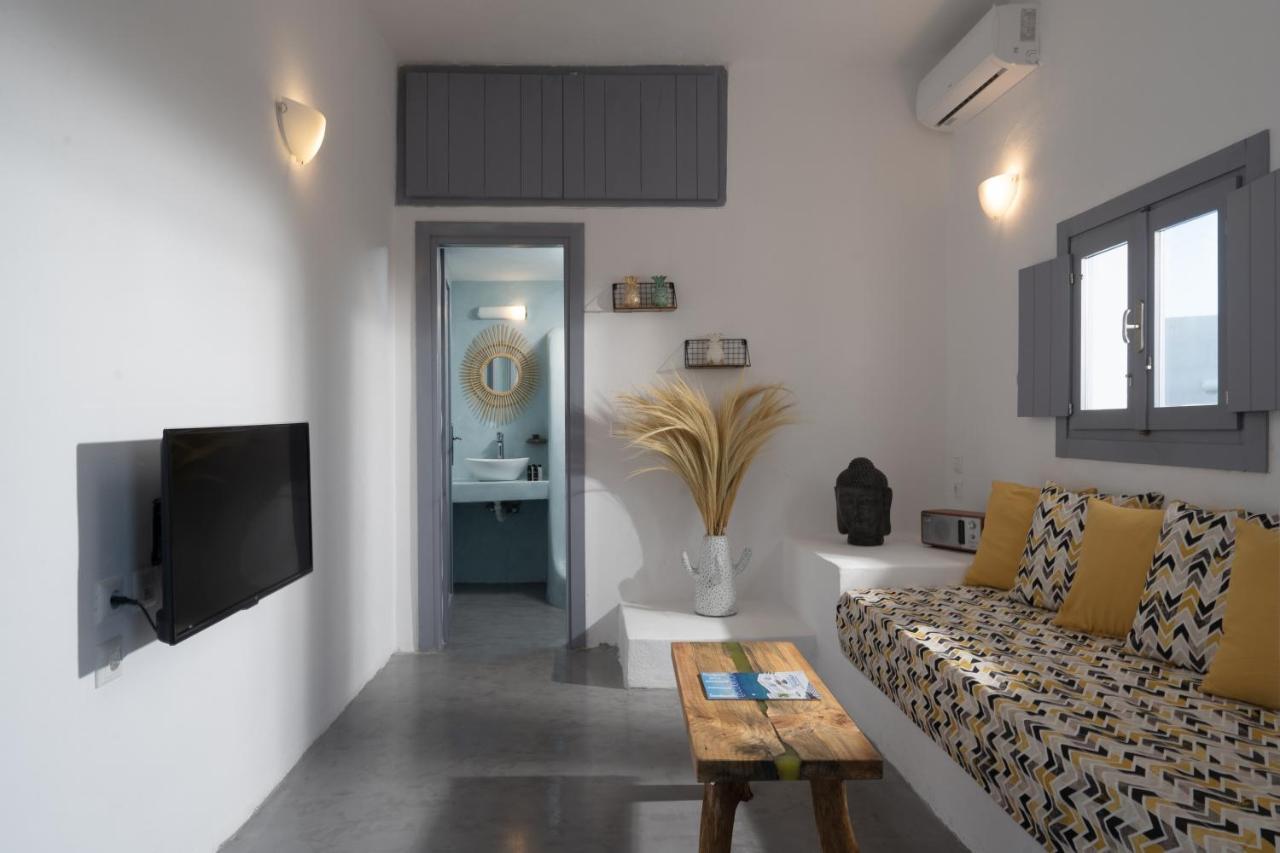 Blue White Suites Firostefani Ngoại thất bức ảnh