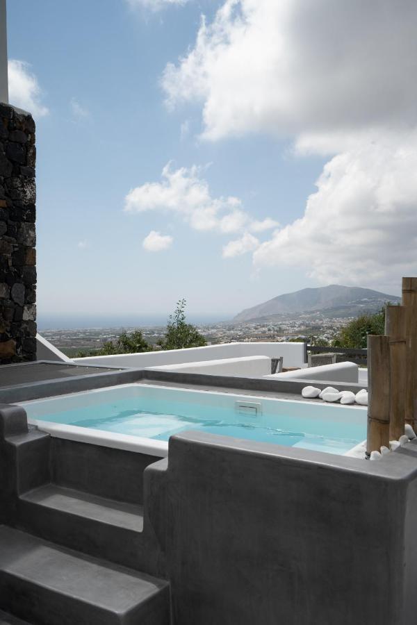 Blue White Suites Firostefani Ngoại thất bức ảnh