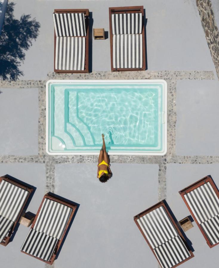 Blue White Suites Firostefani Ngoại thất bức ảnh