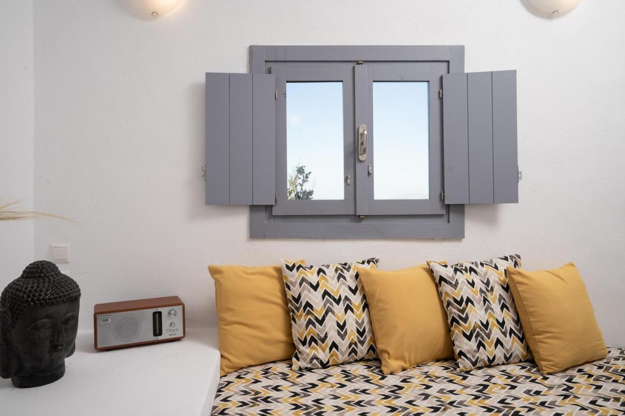 Blue White Suites Firostefani Ngoại thất bức ảnh
