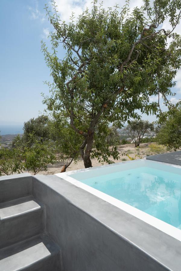 Blue White Suites Firostefani Ngoại thất bức ảnh