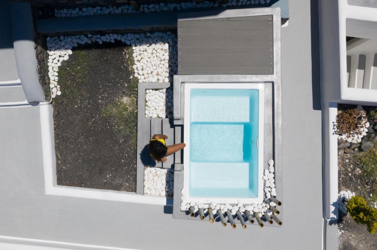 Blue White Suites Firostefani Ngoại thất bức ảnh