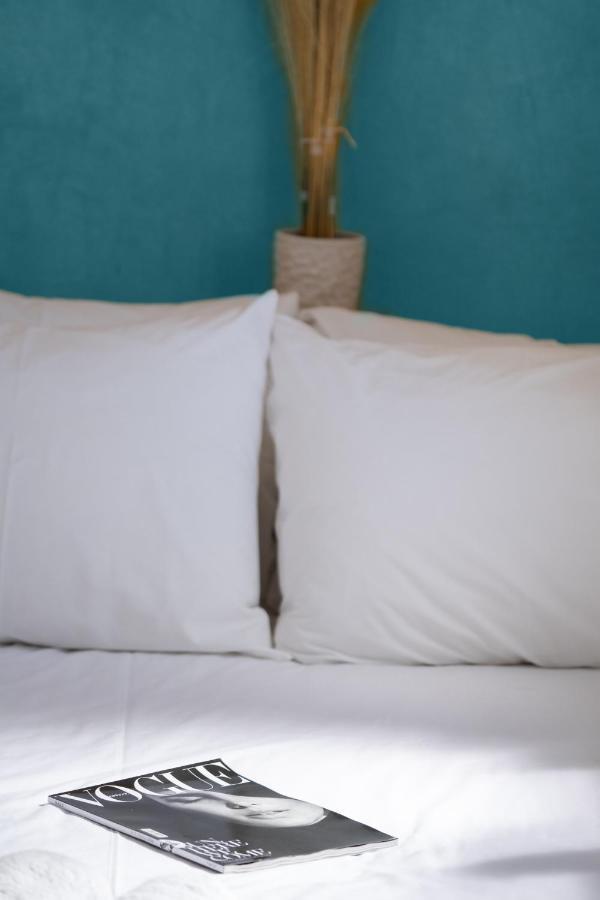 Blue White Suites Firostefani Ngoại thất bức ảnh